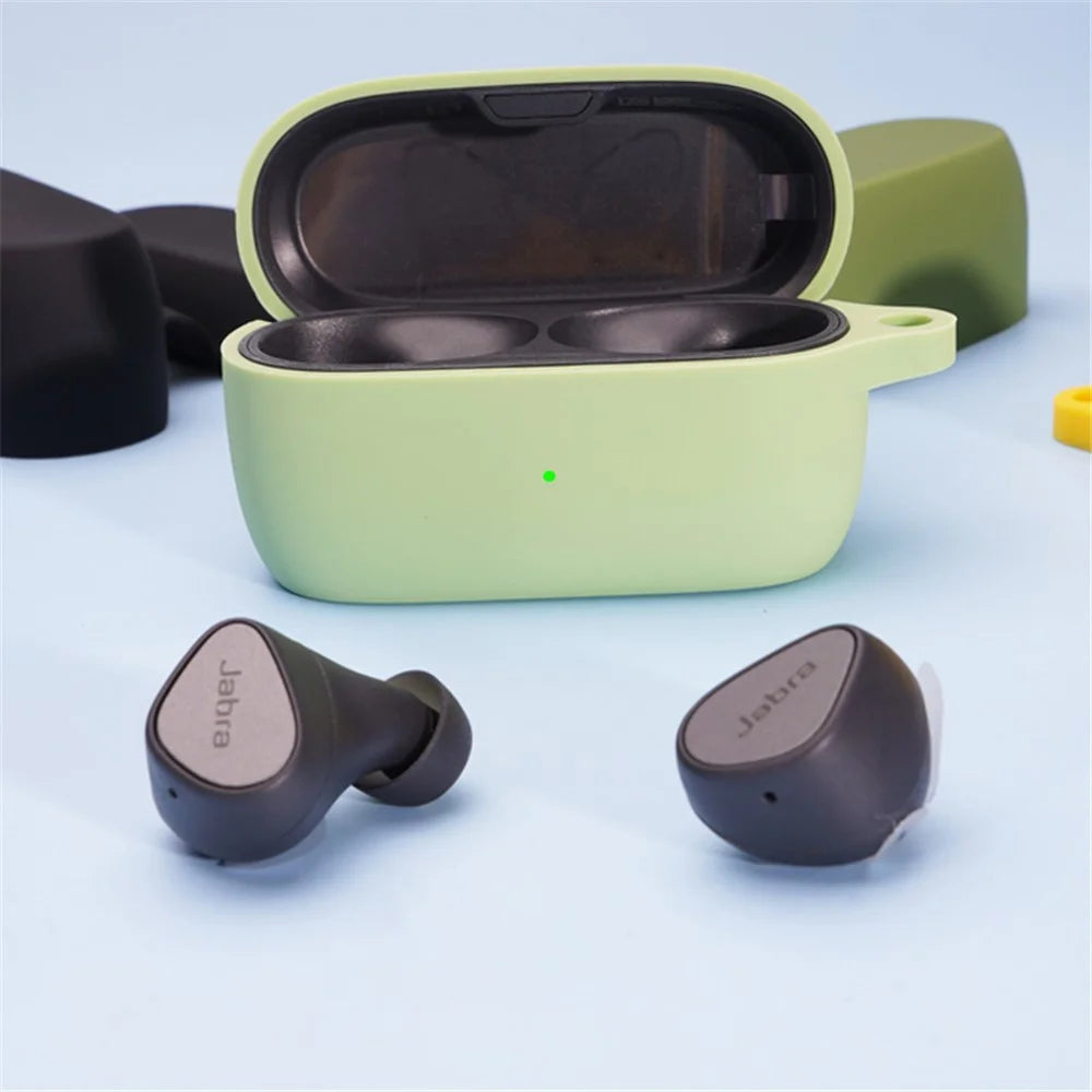 Soft Silicone Protective Case Bluetooth-compatible Earphone Cover with Anti-lost Buckle for Jabra Elite 3 - Grass Green - 5