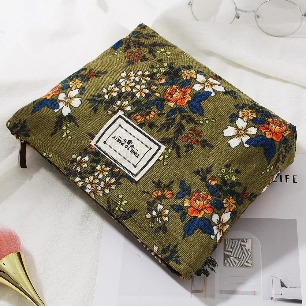 Large Size 20x17x5cm Embossed Floral Makeup Bag Portable Travel Toiletry Organizer Cosmetic Pouch - Green / Flower - 2