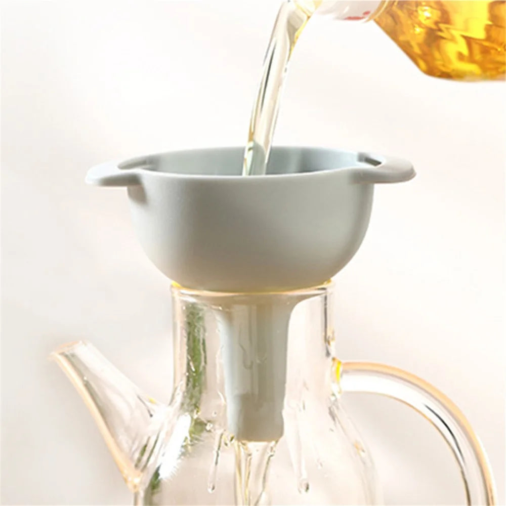 4Pcs / Set Plastic Oil Water Spices Wine Flask Filter Funnel Strainer Kitchen Tool (BPA Free, No FDA Certificate) - Nordic Blue - 3