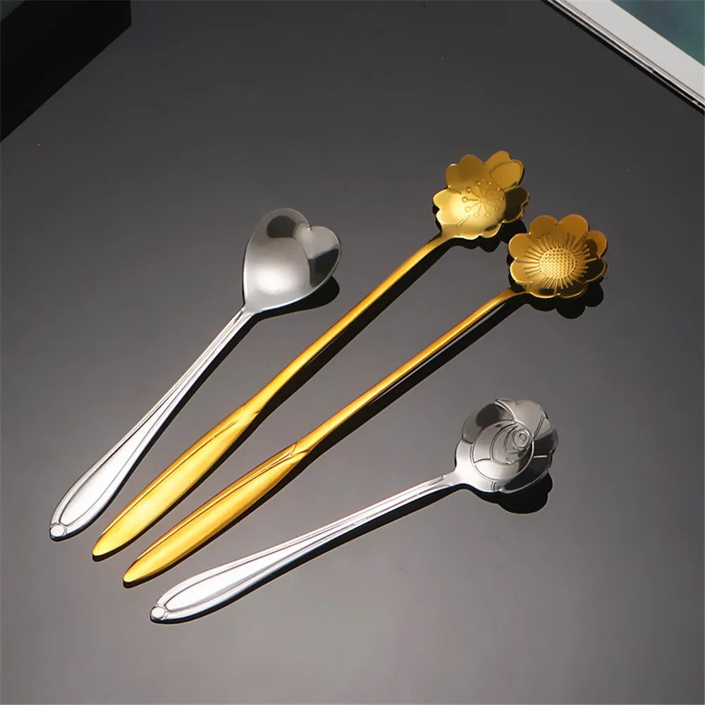 4PCS / Set 12.4-12.6cm Stainless Steel Flower Shape Spoons Coffee Mixing Ice Cream Dessert Spoons - Green / Gold - 5
