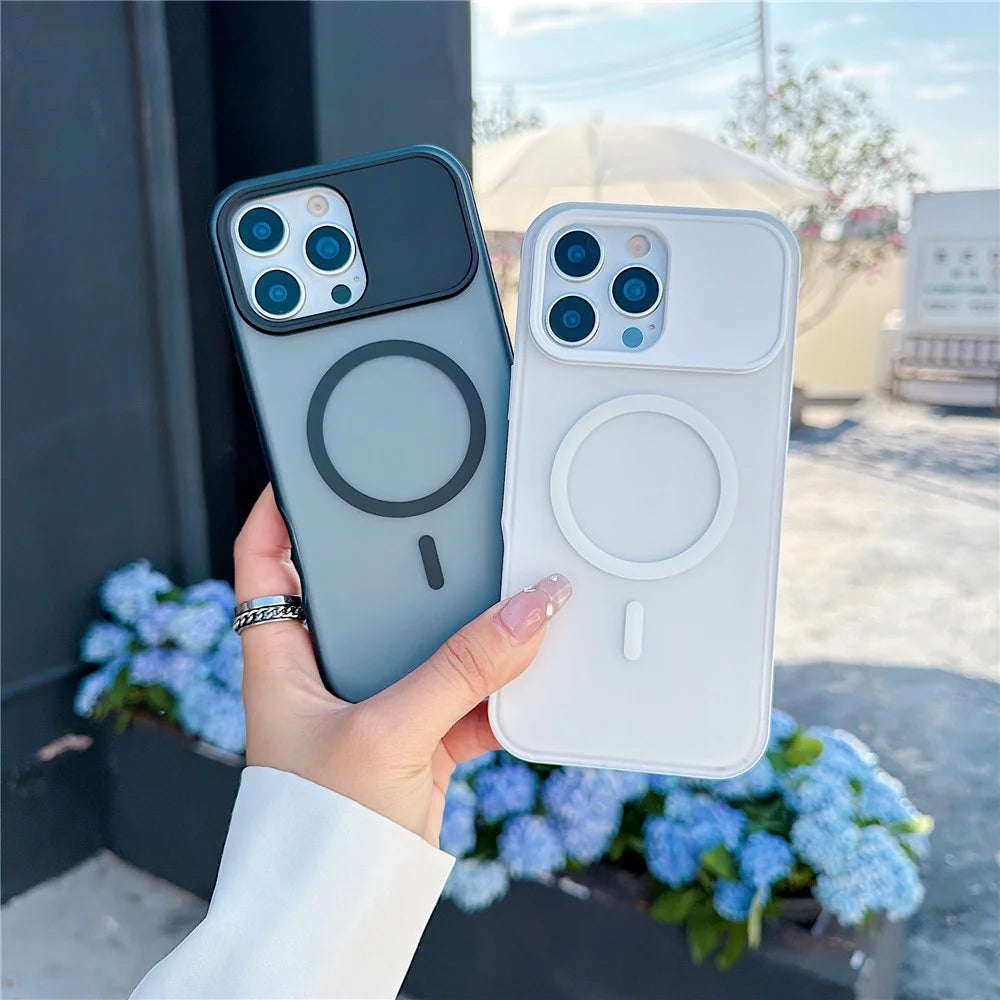 For iPhone 16 Pro Max Magnetic Case Anti-fingerprint Soft-touch Shockproof TPU + PC Cover - Transparent White - 3