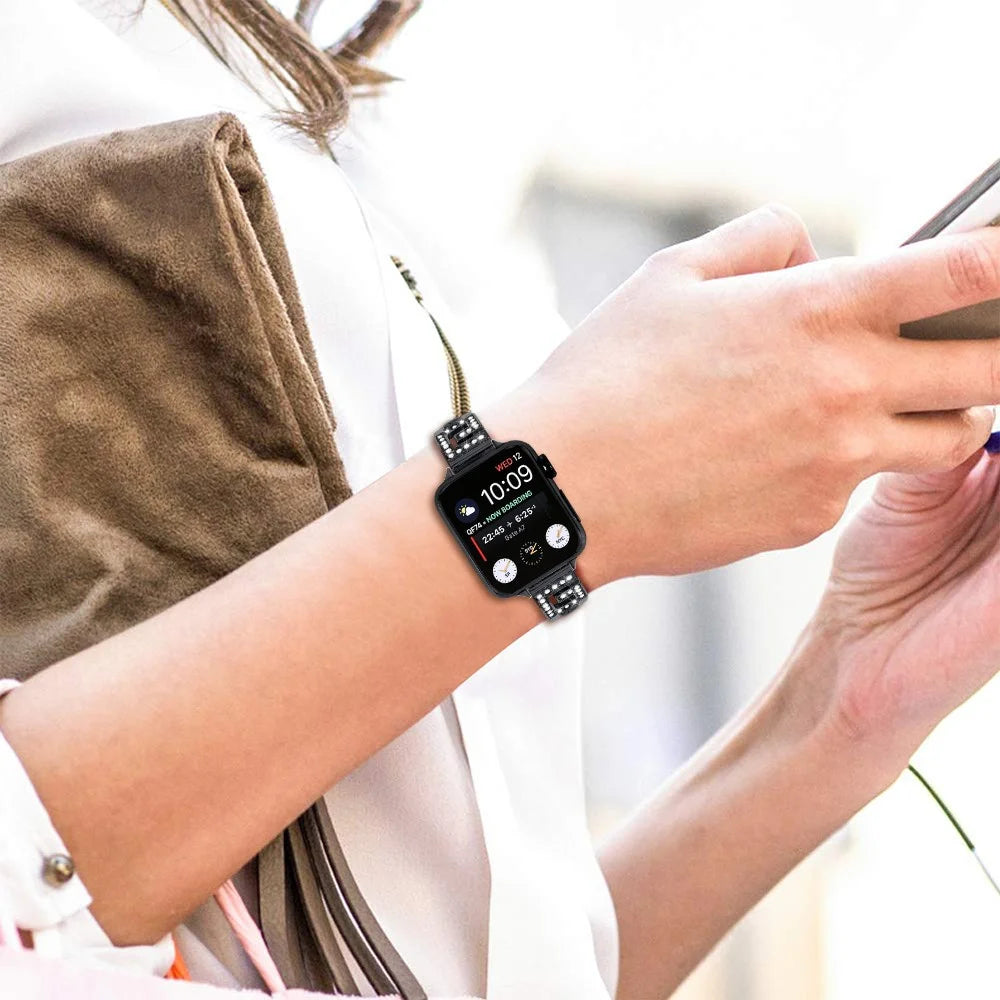 For Apple Watch Series 11 10 42mm / 9 8 7 41mm / SE3 SE2 SE 6 5 4 40mm / 3 2 1 38mm Watch Band G-Shape Rhinestone Decor - Black - 4