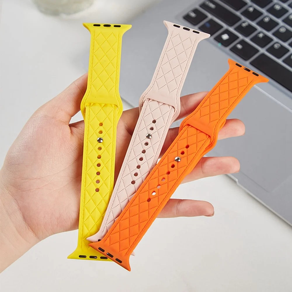 Silicone Band for Apple Watch Series 11 10 42mm / 9 8 7 41mm / SE3 SE2 SE 6 5 4 40mm / 3 2 1 38mm Rhombus Design Watch Strap - Orange - 7