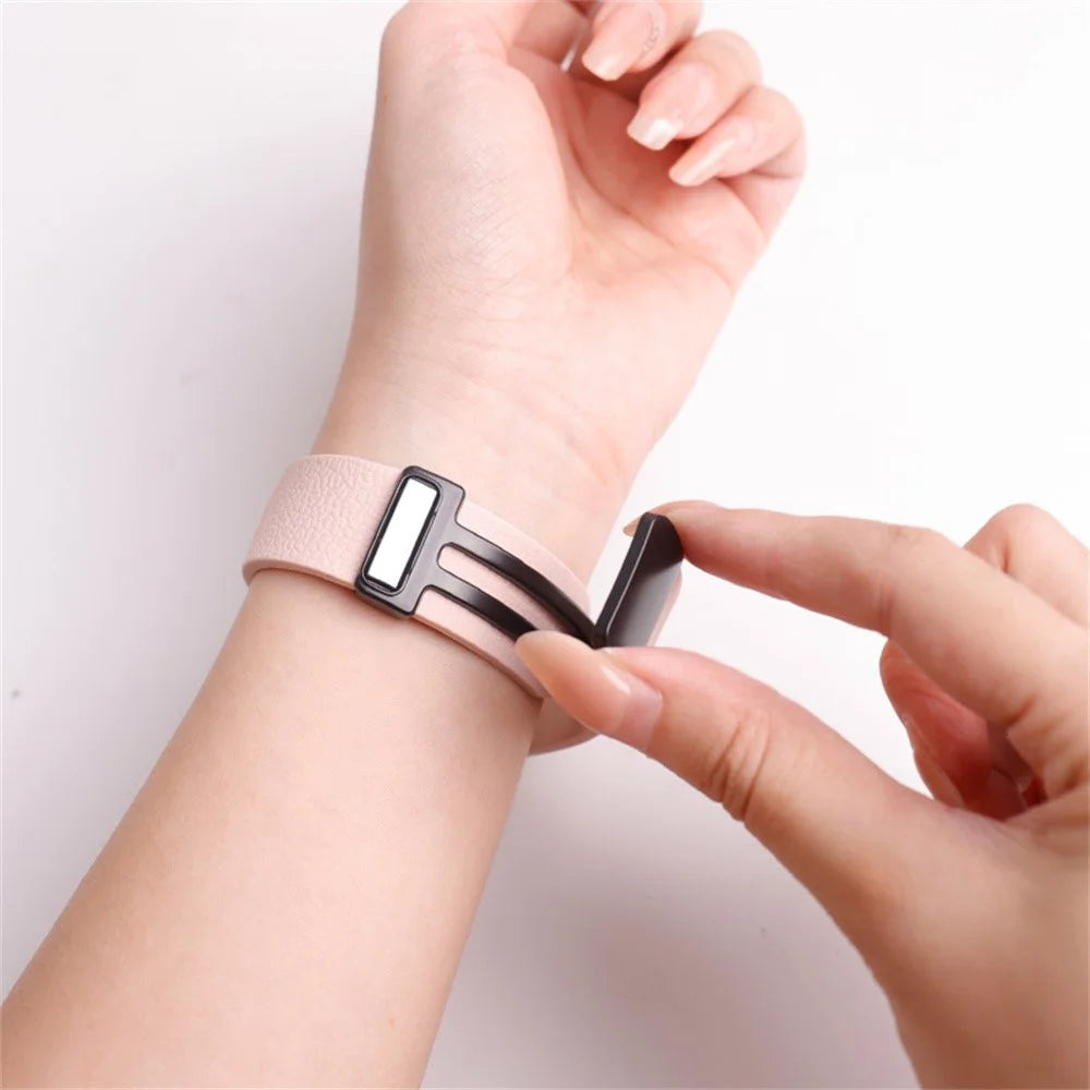 20mm Magnetic Silicone Band for Samsung Galaxy Watch7 44mm / 40mm / Watch6 Classic 47mm / 43mm Litchi Texture Folding Buckle Wrist Strap - Green - 6