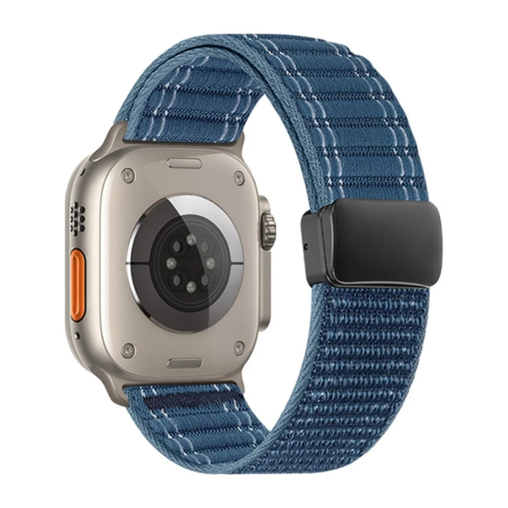 Watch Band For Apple Watch Ultra 3 2 1 49mm / Series 11 10 46mm / 9 8 7 45mm / SE3 SE2 SE 6 5 4 44mm / 3 2 1 42mm Magnetic Clasp Wave Pattern Nylon Wrist Strap - Sapphire - 1