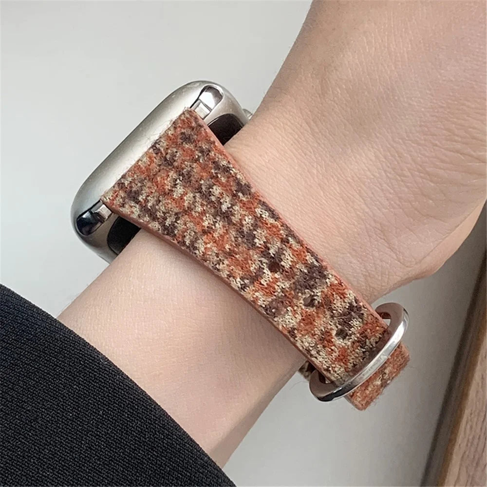 For Apple Watch Series 11 10 42mm / 9 8 7 41mm / SE3 SE2 SE 6 5 4 40mm / 3 2 1 38mm Woolen Replacement Band - Brown - 4