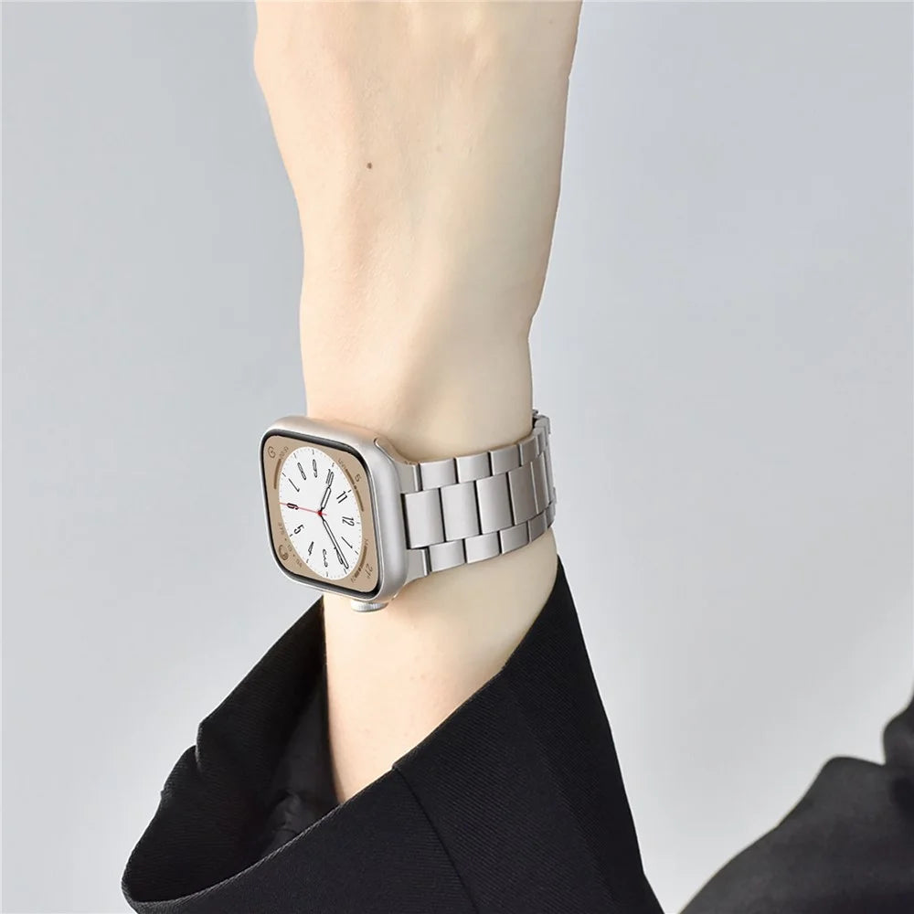KALEBOL For Apple Watch Ultra 3 2 1 49mm / Series 11 10 46mm / 9 8 7 45mm / SE3 SE2 SE 6 5 4 44mm / 3 2 1 42mm Stainless Steel Strap - Silver - 3
