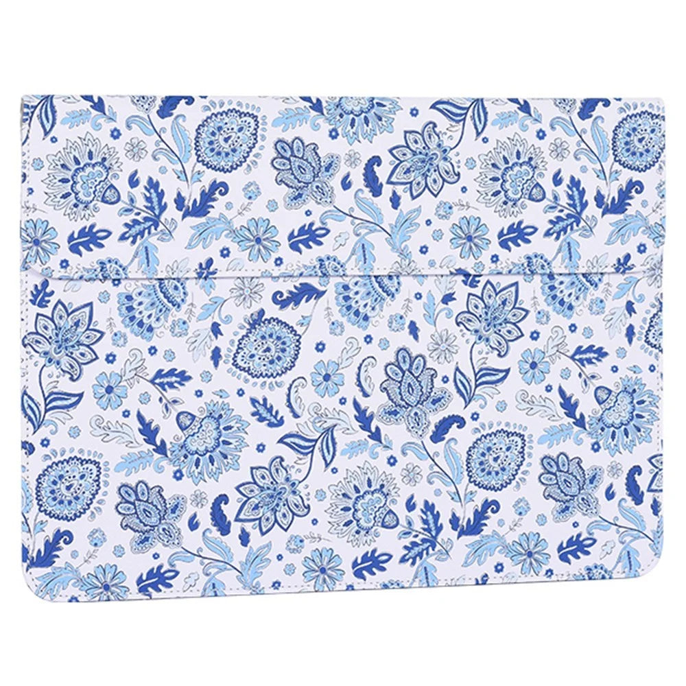 CANVASARTISAN E54-T0111 2Pcs/Set 15-inch Light Blue Flower Pattern Magnetic Flap Envelope PU Laptop Sleeve + Small Bag - 3