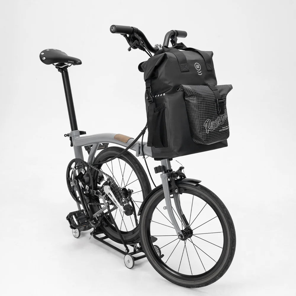ROCKBROS AS-158 18L Roll-up Handlebar Bag Waterproof Nylon Cycling Helmet Storage Bag for Folding Bike - Black / 18L - 2