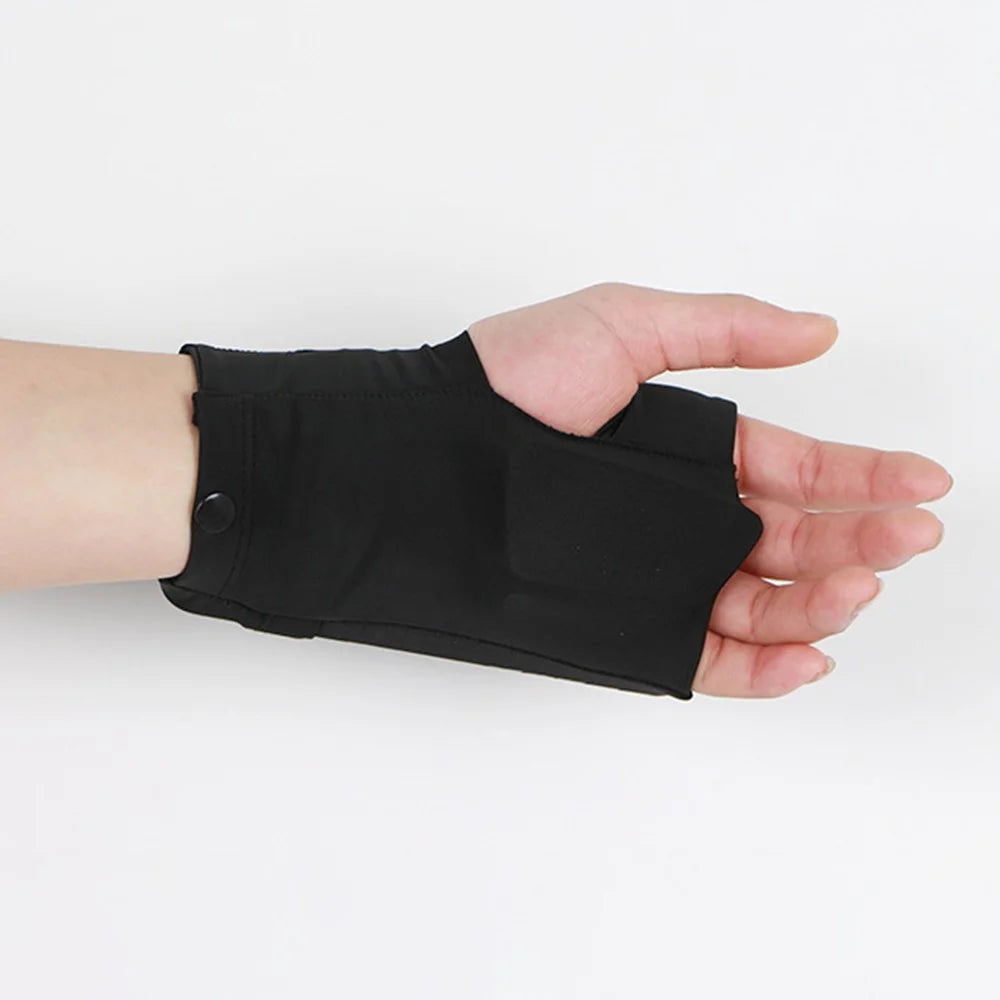 Outdoor Sports Phone Holder Glove Pouch Card Keys Storage Bag with Thumb Hole - Black S / Left Hand - 5