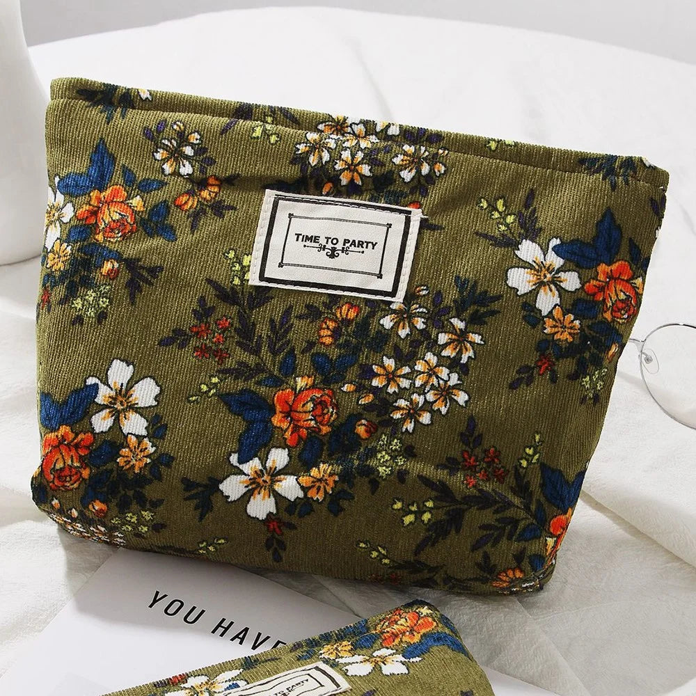 Large Size 20x17x5cm Embossed Floral Makeup Bag Portable Travel Toiletry Organizer Cosmetic Pouch - Green  /  Flower - 3
