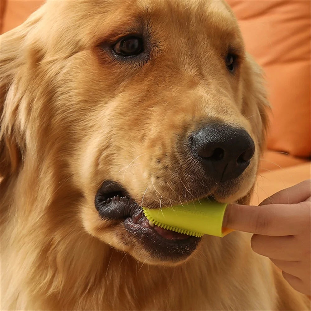 Pet Teeth Cleaning Care Finger Wrap Dog Cat Finger Toothbrush Oral Cleaning Tool - Yellow+Green - 2