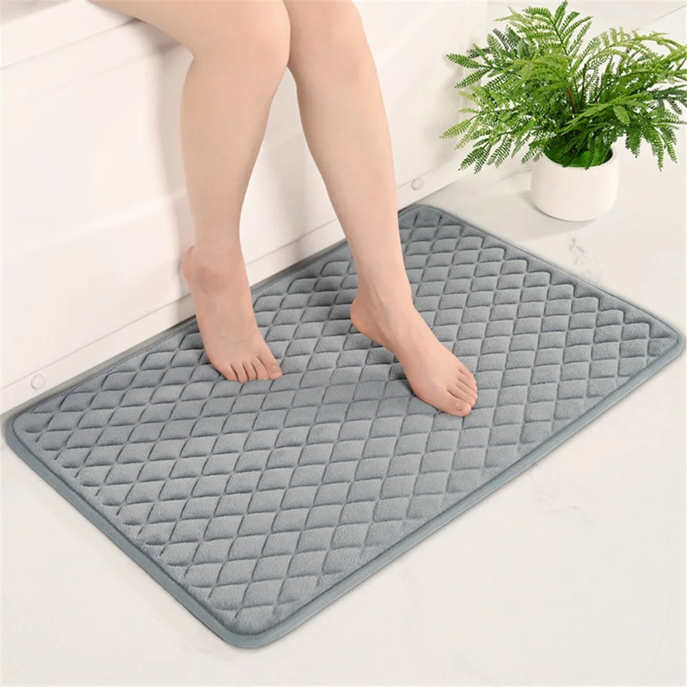 40 x 60cm Coral Fleece Entrance Mat Rhombus Embossed Memory Foam Lining Non Slip Bathroom Rug - Grey - 3