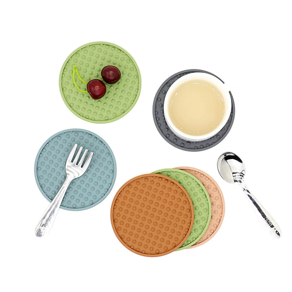 6Pcs Silicone Coasters Set with Metal Holder 10cm Round Draining Heat Resistant Non-Slip Mats - Pentagon / Bean Green - 5