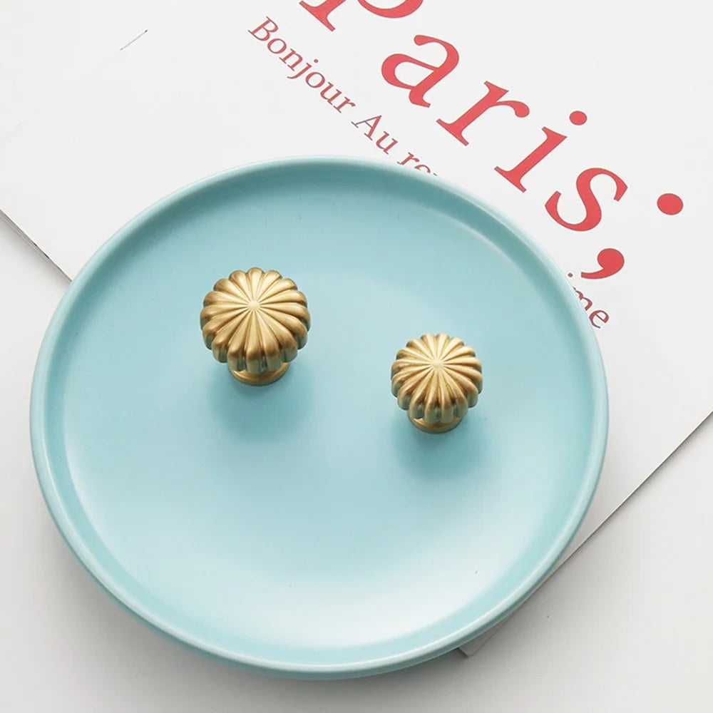 Nordic Pumpkin Shape Golden Brass Handle Cabinet Pull Knob Furniture Decor with 25mm Screw, Size S - 4