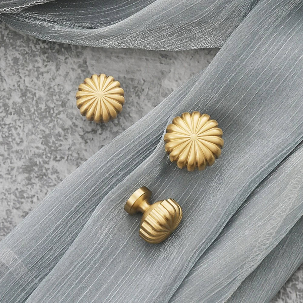 Nordic Pumpkin Shape Golden Brass Handle Cabinet Pull Knob Furniture Decor with 25mm Screw, Size S - 5