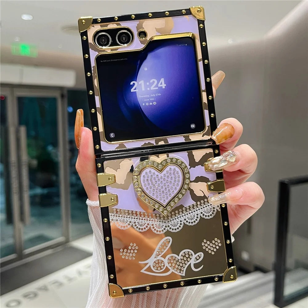 For Samsung Galaxy Z Flip7 FE 5G / Z Flip6 5G Case Heart Pattern Electroplating TPU + PC Phone Cover with Kickstand - Purple - 1