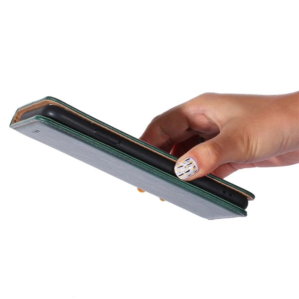 Magnetic Auto-absorbed Phone Cover For Samsung Galaxy A04 4G (164.4 x 76.3 x 9.1 mm), PU Leather Full Protection Phone Case Flip Wallet Stand - Green - 4