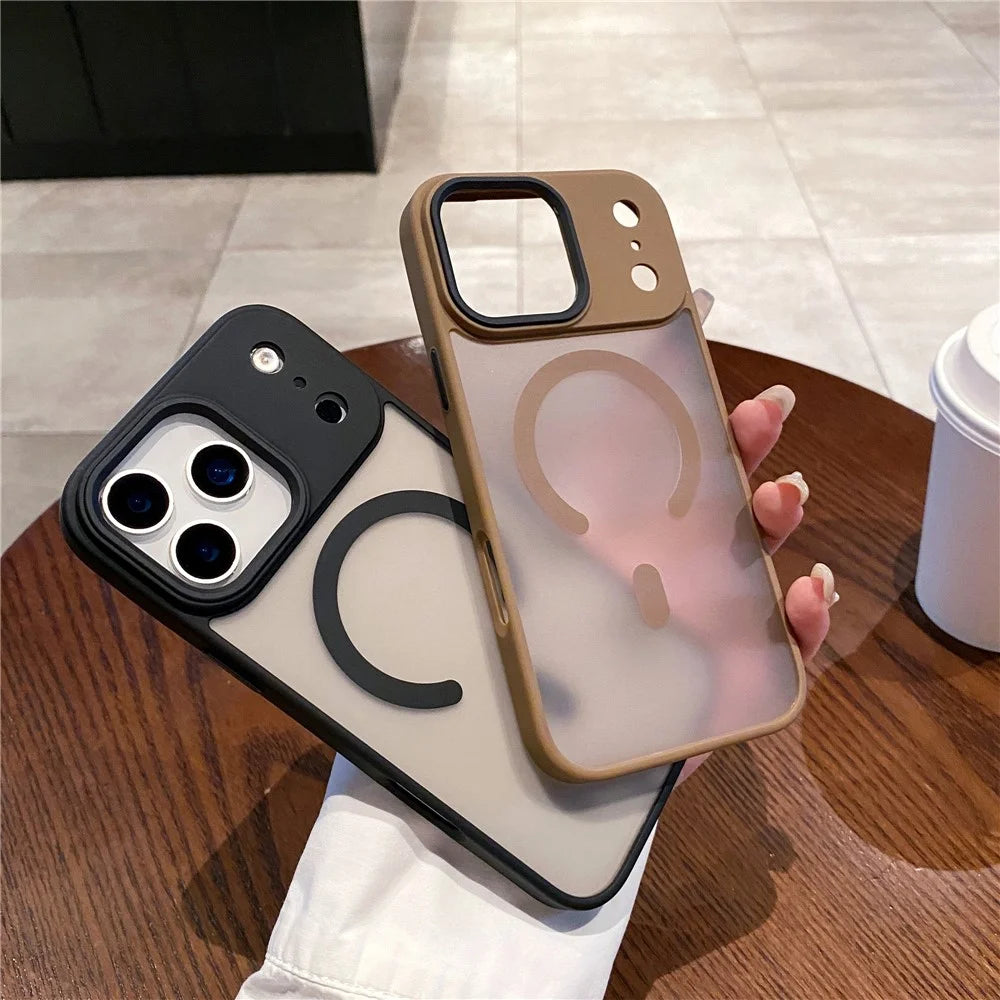 For iPhone 17 Pro Case Compatible with MagSafe Skin-Touch Matte Anti-Drop TPU + PC Phone Cover - Green - 3