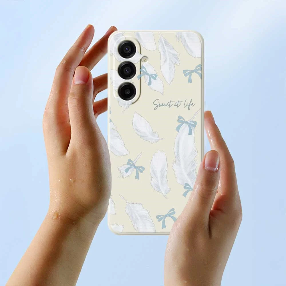 For Samsung Galaxy A18 5G / A18 4G / A17 5G / A17 4G Case White Feathers Pattern Printing Straight Edge TPU Phone Back Cover - Beige - 6