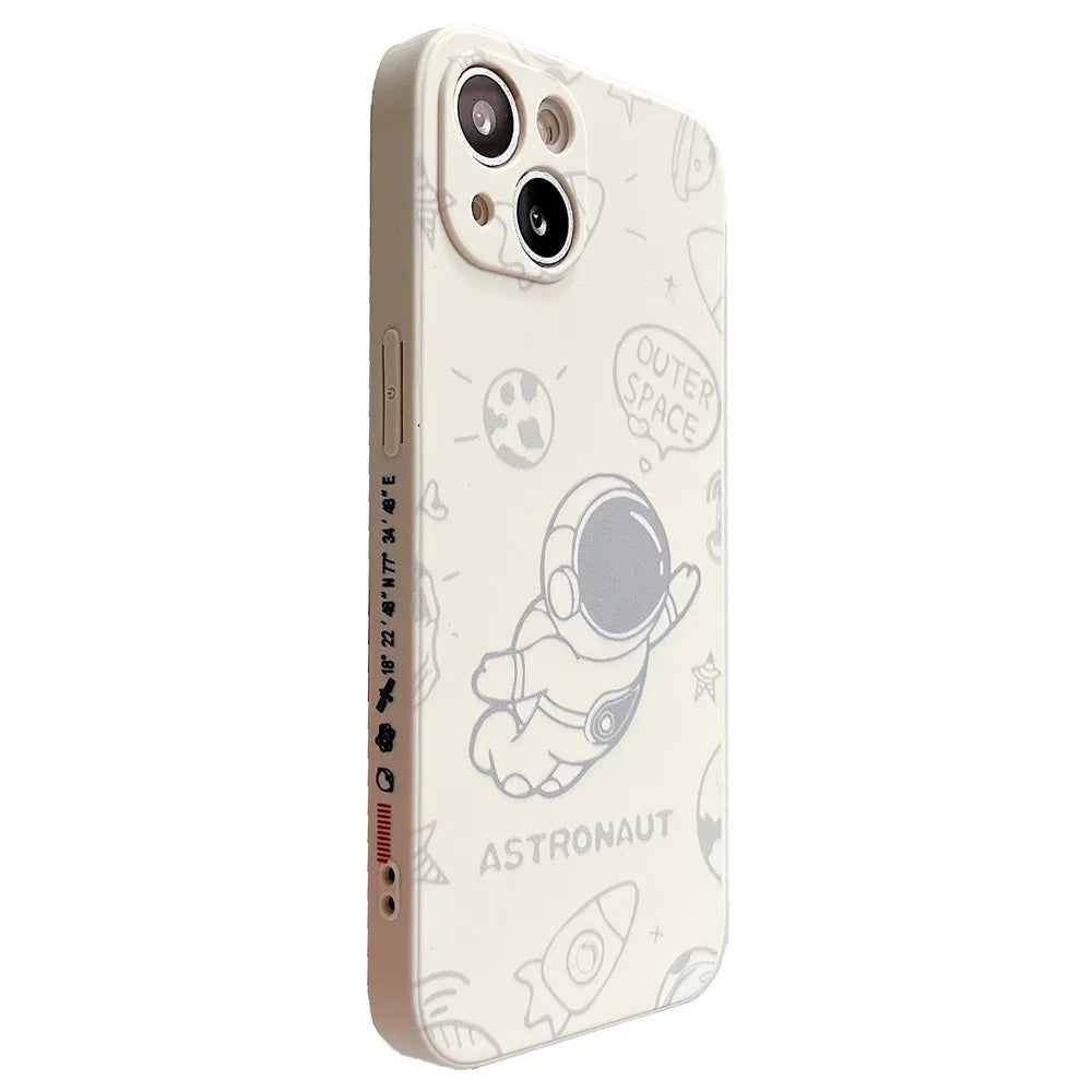 Phone Case Space Astronaut Pattern for iPhone 13 6.1 inch Precise Cutout Phone Shell Cover - White - 1