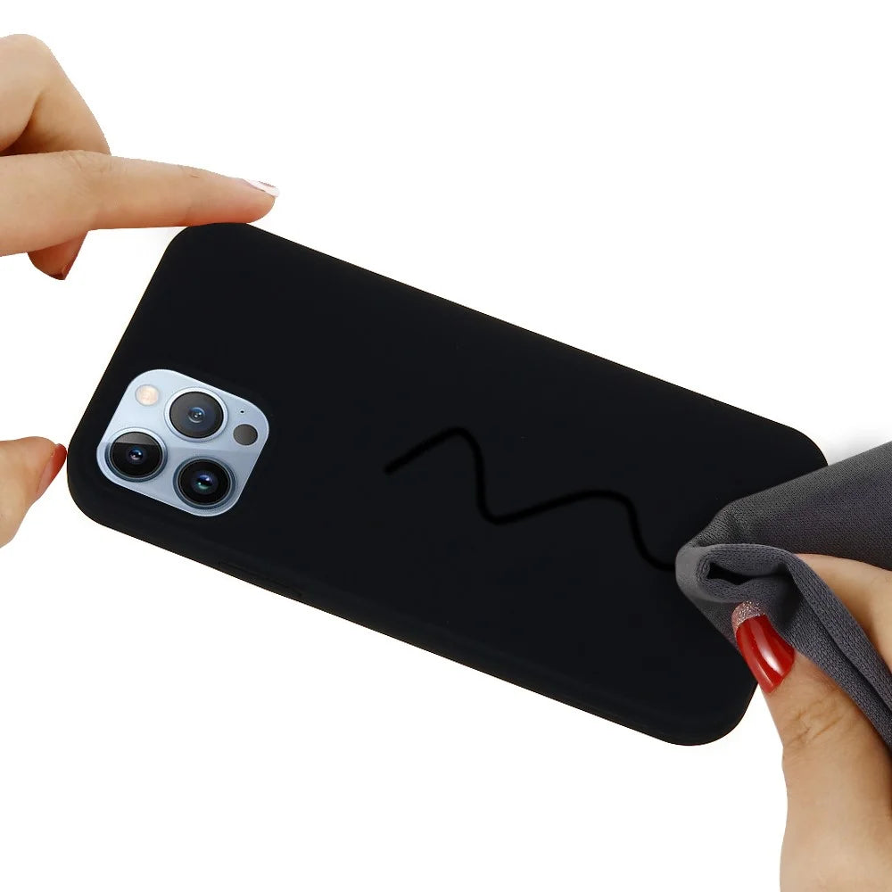 For iPhone 15 Pro Liquid Silicone Phone Case Soft Lining Anti-scratch Back Cover - Black - 5