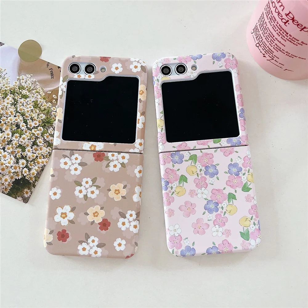 For Samsung Galaxy Z Flip5 5G Glittery Powder Phone Case PC Phone Shell with Long Strap - Flower / Brown - 7