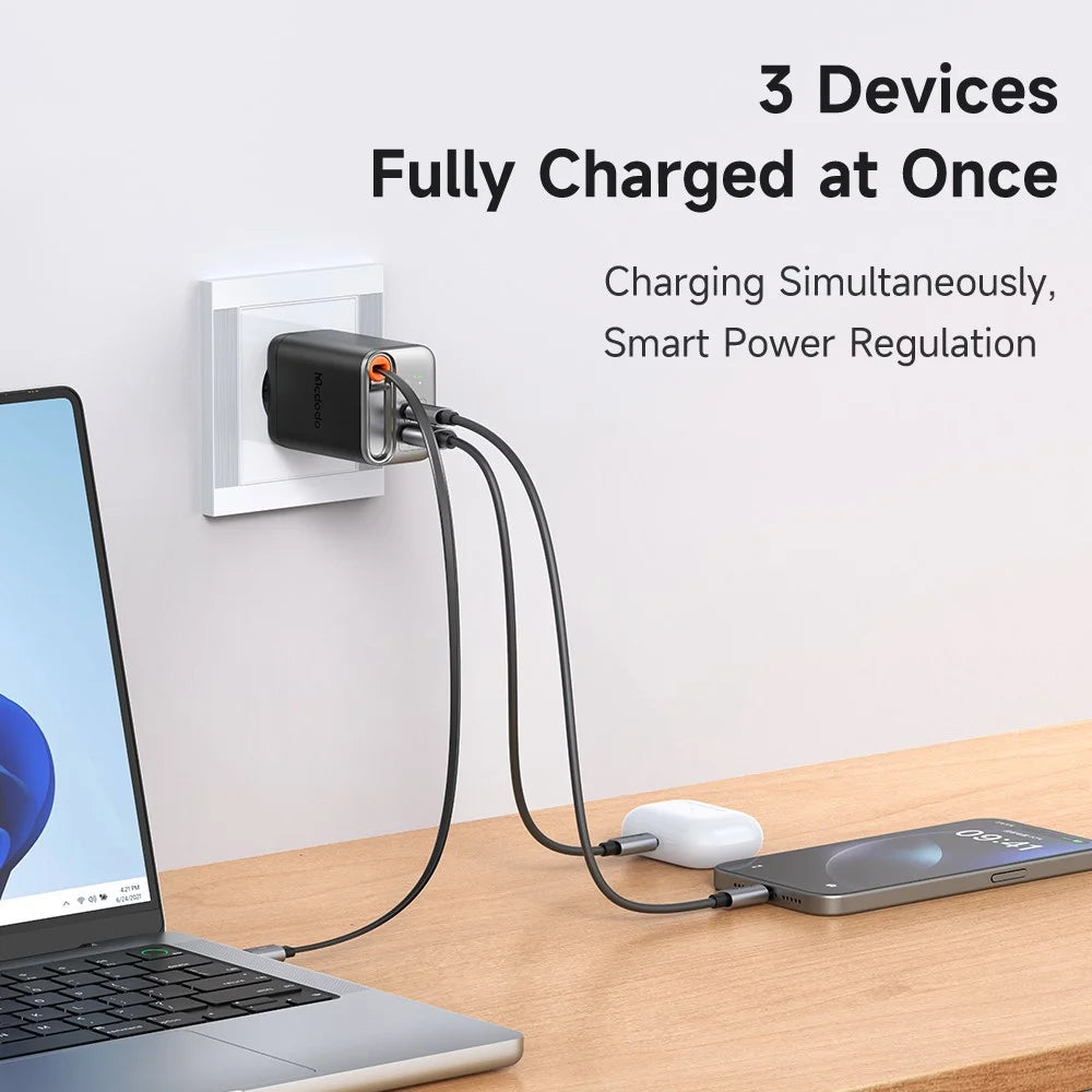 MCDODO CH-4100 GaN Fast Charger 67W USB-C / USB-A Power Adapter with Retractable Cable for Multiple Devices - EU Plug - 6