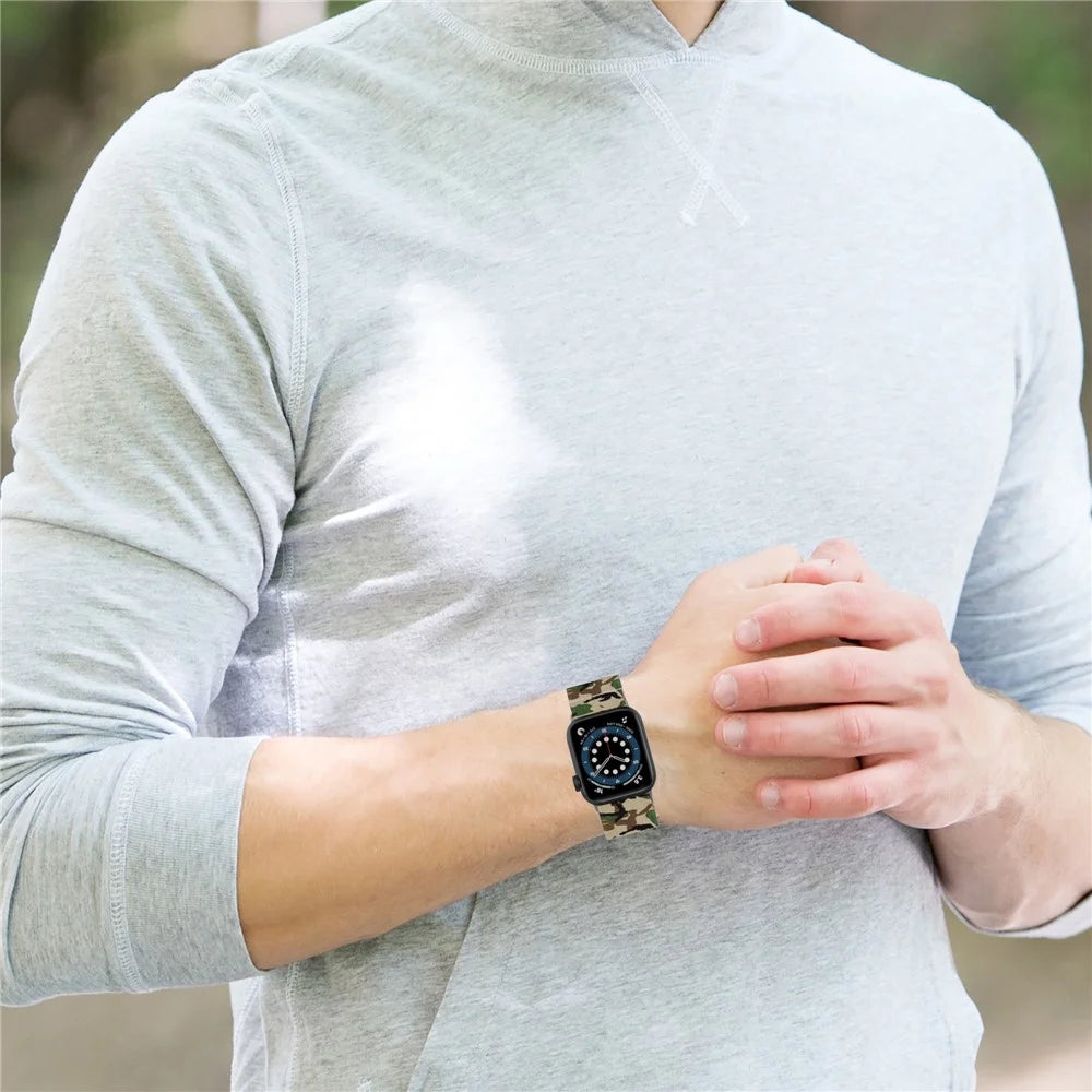 Colorful Pattern Printed Soft Silicone Watch Strap for Apple Watch Ultra 3 2 1 49mm / Series 11 10 46mm / 9 8 7 45mm / SE3 SE2 SE 6 5 4 44mm / 3 2 1 42mm - Camouflage Grey - 7
