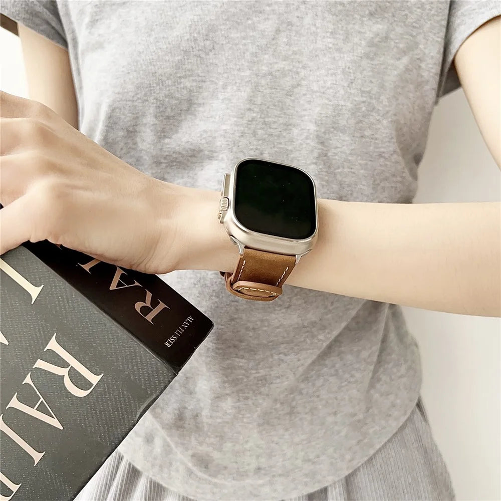 Genuine Leather Watchband For Apple Watch Ultra 3 2 1 49mm / Series 11 10 46mm / 9 8 7 45mm / SE3 SE2 SE 6 5 4 44mm / 3 2 1 42mm Wrist Strap Replacement - Light Brown - 7