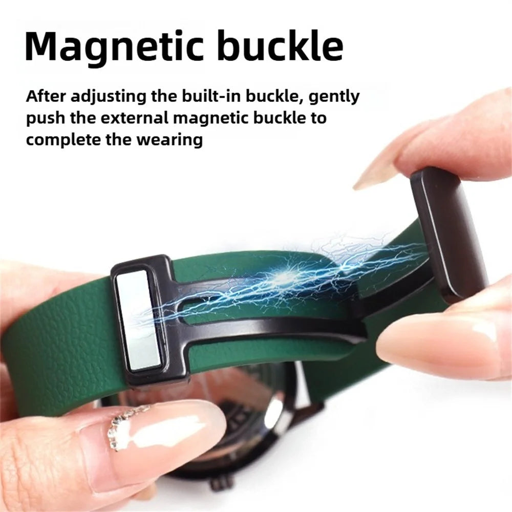 20mm Magnetic Silicone Band for Samsung Galaxy Watch7 44mm / 40mm / Watch6 Classic 47mm / 43mm Litchi Texture Folding Buckle Wrist Strap - Green - 4
