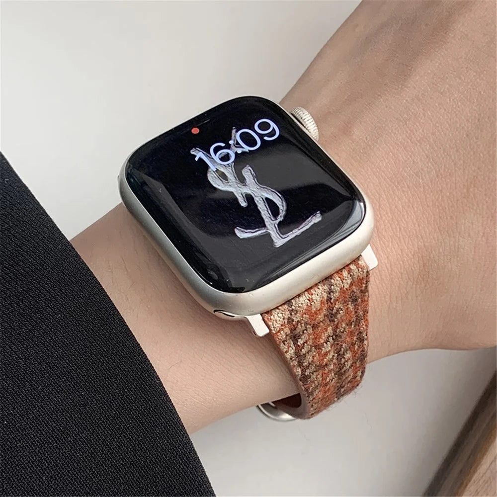 For Apple Watch Series 11 10 42mm / 9 8 7 41mm / SE3 SE2 SE 6 5 4 40mm / 3 2 1 38mm Woolen Replacement Band - Brown - 3