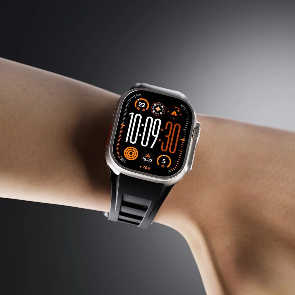 For Apple Watch Ultra 3 2 1 49mm / Series 11 10 46mm / 9 8 7 45mm / SE3 SE2 SE 6 5 4 44mm / 3 2 1 42mm Silicone Watch Band - Black - 4