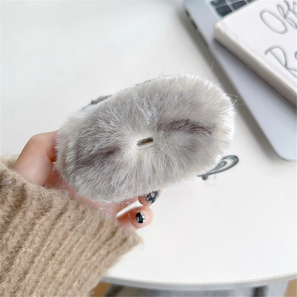 For Apple AirPods 3 Cute Plush Splicing Bluetooth-compatible Earphone Case Winter Protective Cover with Heart Pendant - Black / White - 4
