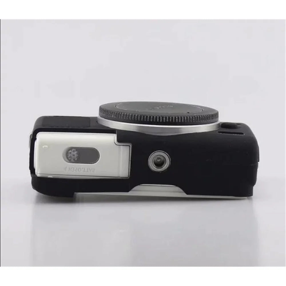 Flexible Silicone Protective Camera Case for Canon EOS M100 - Black - 4