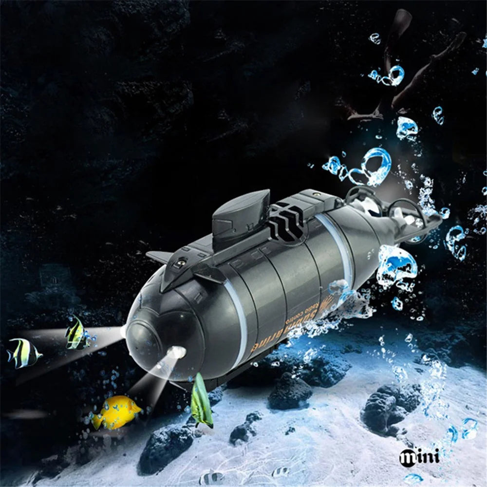 777-586 Wireless 6 Channels 2.4G RC Submarine with LED Lights Electric Mini Submarine Toy - Black - 3