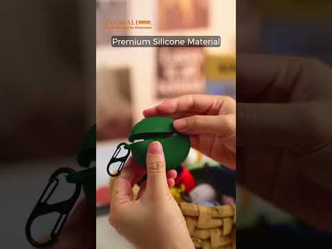 For OnePlus Buds Pro 3 Bluetooth-compatible Earphones Case Soft Silicone Cover with Anti-Lost Buckle - Matcha Green